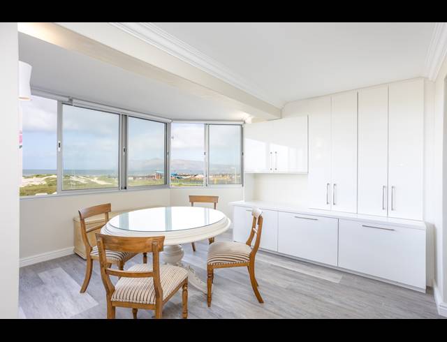 2 BEDROOM APARTMENT TO LET IN MUIZENBERG